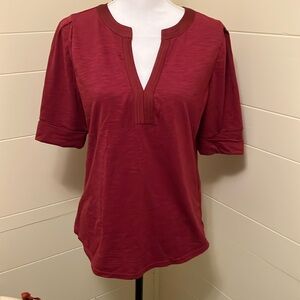 NWT WHBM puff sleeve short sleeve top. Perfect transition piece for Fall!